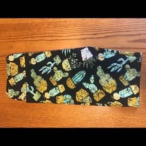 BNWOT OS Cactus 🌵 Leggings
